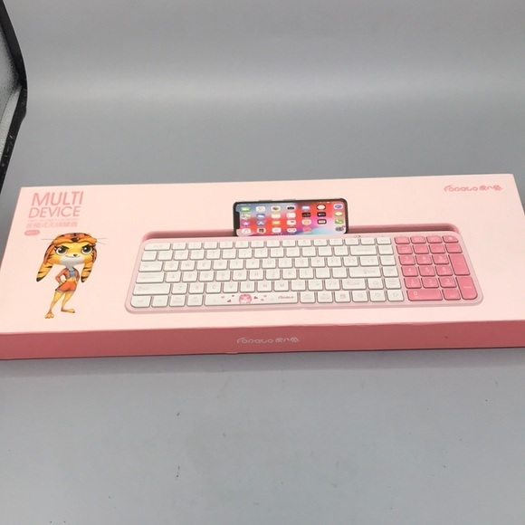Bluetooth Wireless Keyboard Sealed in Box Pink and White - Picture 1 of 7